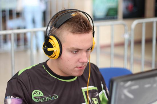 炸金花高手的基本原则（顶尖炸金花玩家的核心法则）