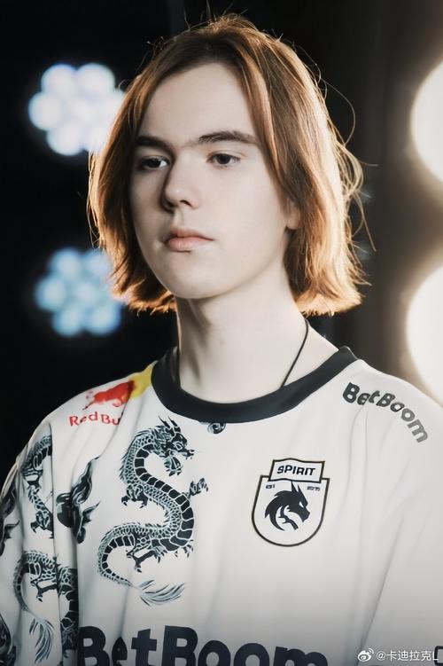 终极龙！ Kanavi 的和尚踢出了他的老俱乐部，Jiujiujiu爆炸了 Peyz Top Esports 以获得赛点