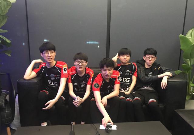 LEC媒体人Wooloo发推： Ssong将与LCS的FlyQuest战队达成签约