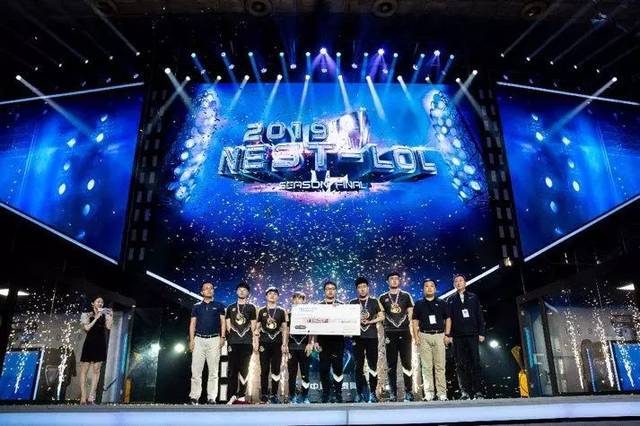 Twistzz ： ＂当我们来到这个赛事时，我觉得我们是冠军争夺者＂